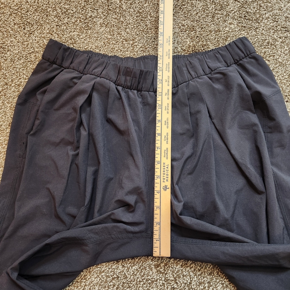 Lululemon Rollin' With My Omies Pant Jogger Size 12 - Picture 6 of 7